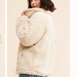 We The Free Raya Cozy Teddy Coat Ivory sz (L)